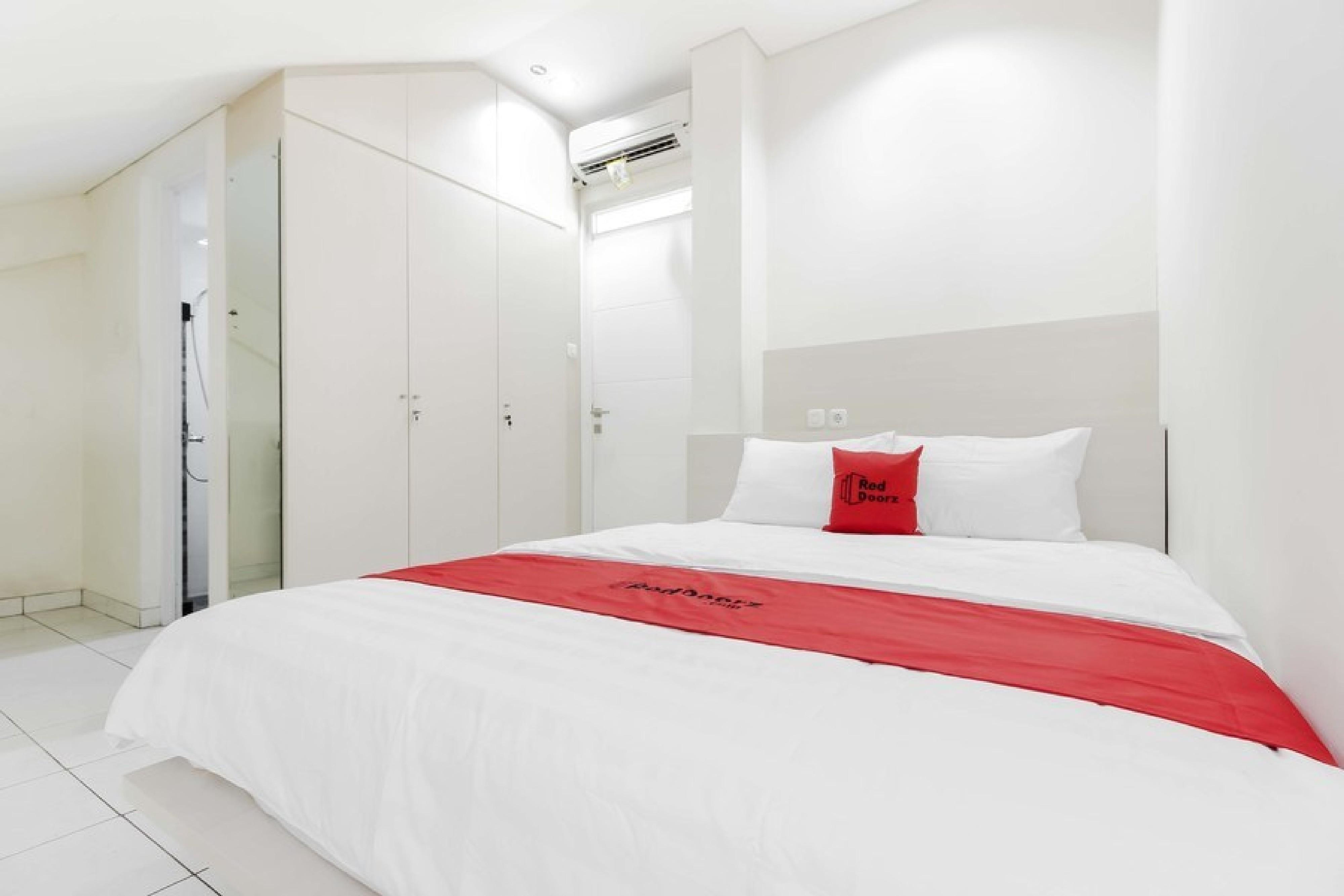 Reddoorz Near Pancoran Otel Cakarta Dış mekan fotoğraf