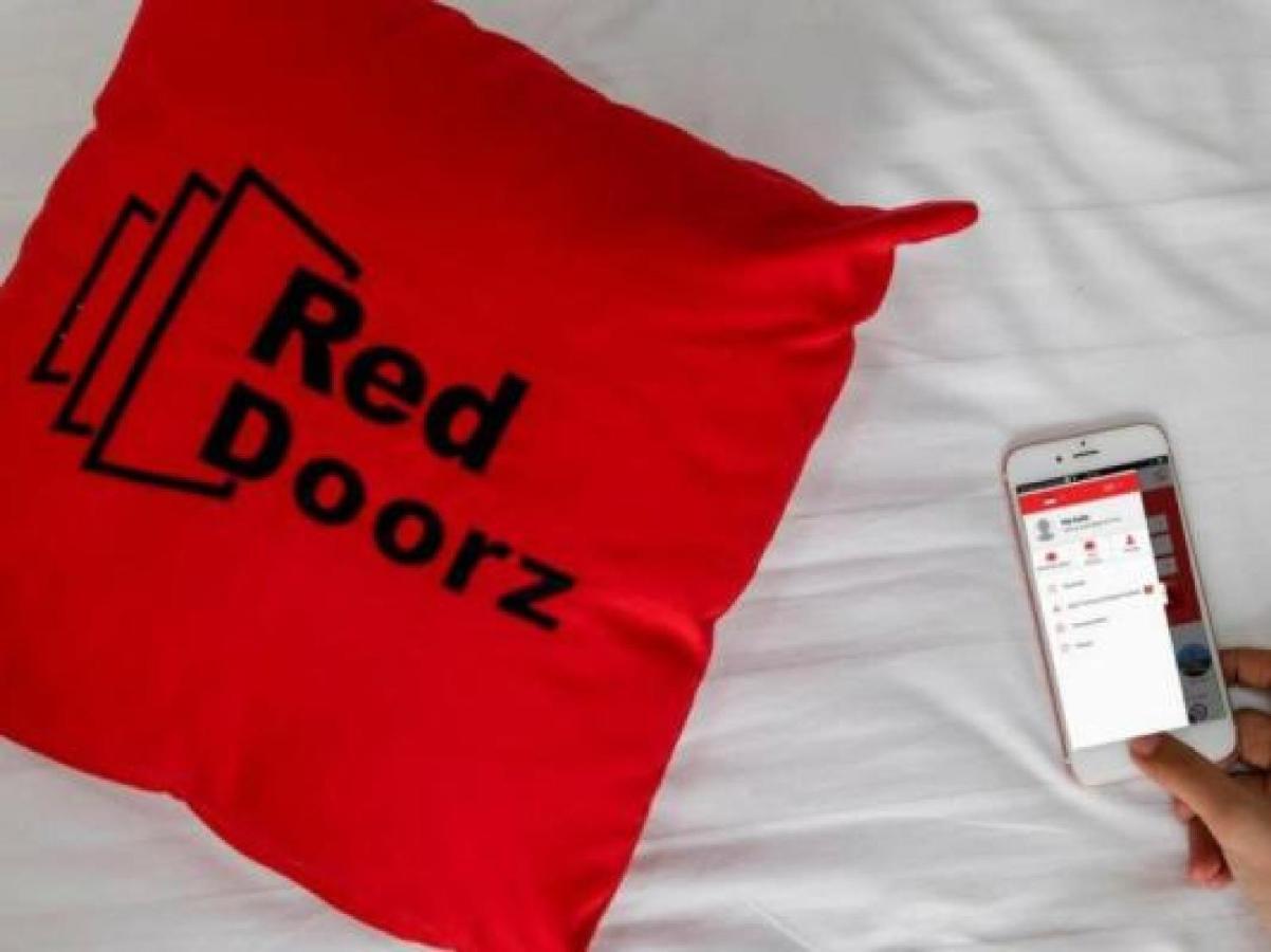 Reddoorz Near Pancoran Otel Cakarta Dış mekan fotoğraf